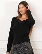Pull V sequins noir - image 1