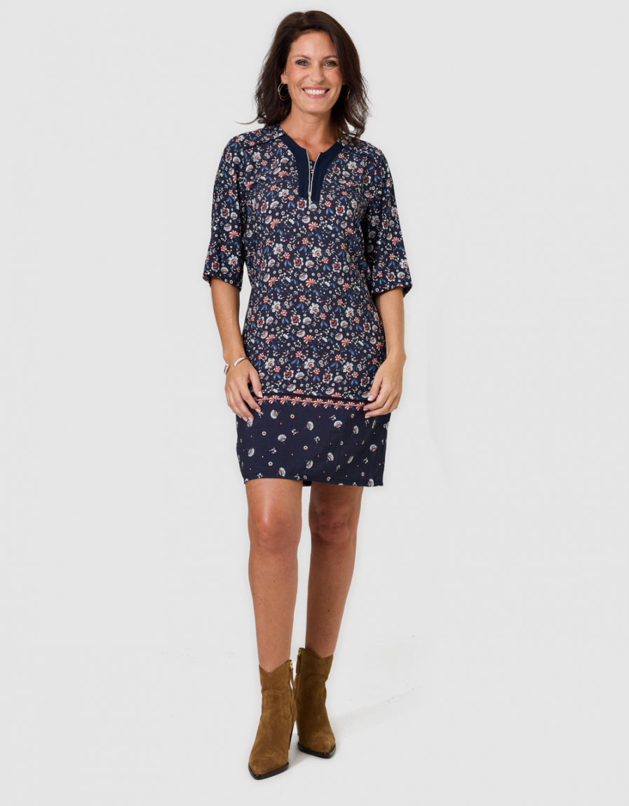 Robe motif bleu marine - image 1