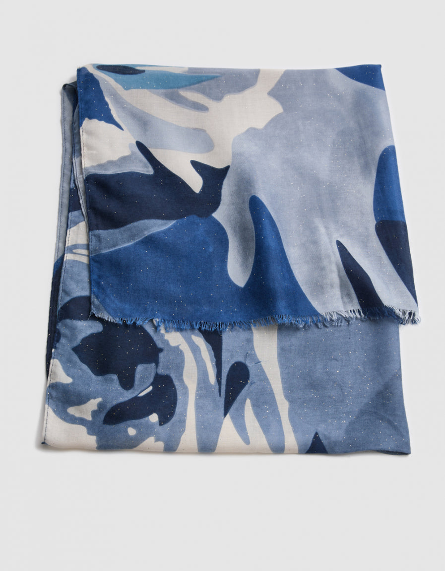 Foulard motif floral bleu - image 1