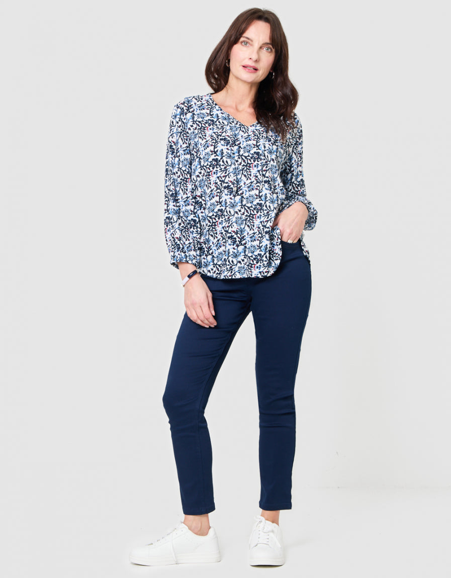 Blouse fluide motif bleu - image 2