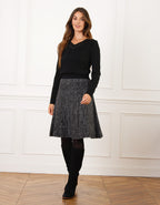 Pull V sequins noir - image 3