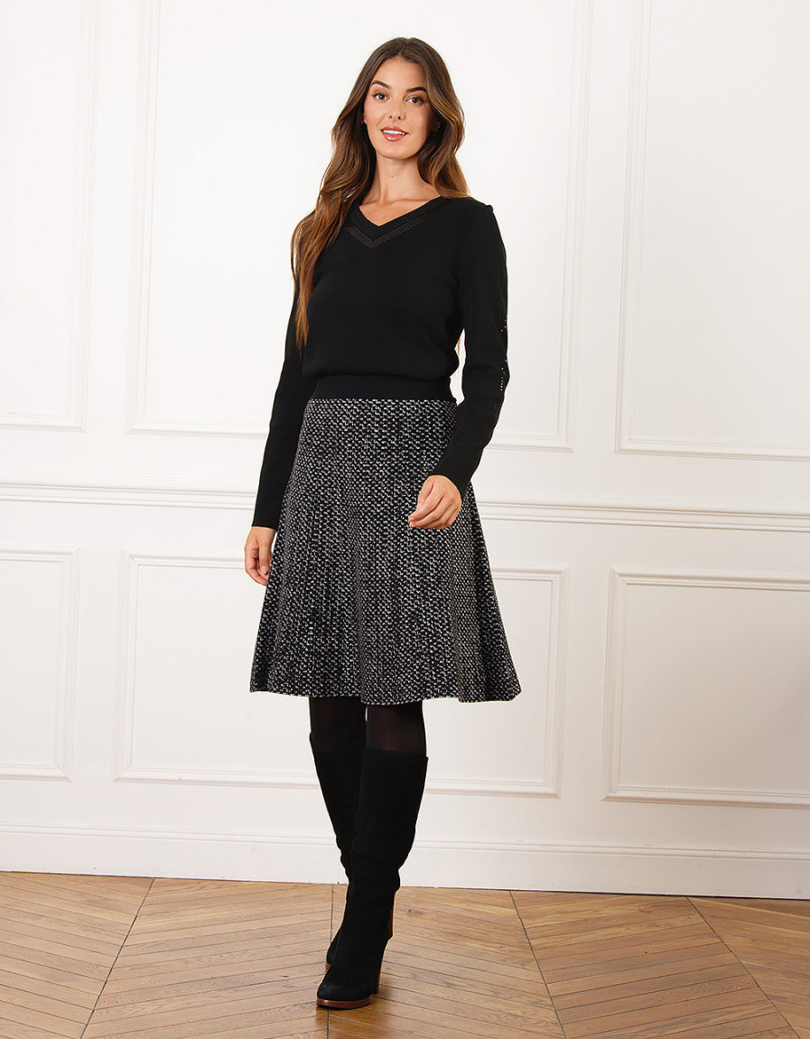 Pull V sequins noir - image 3