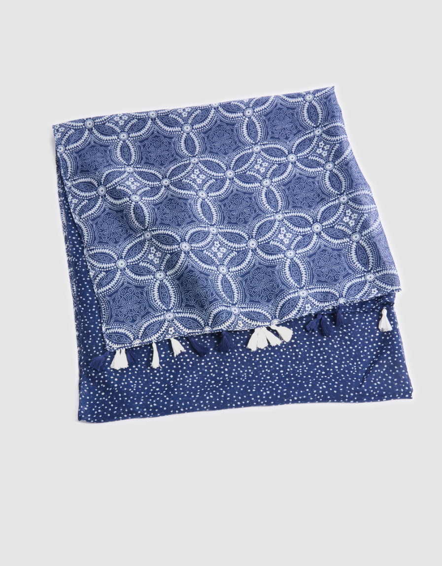Foulard motif blanc bleu - image 3