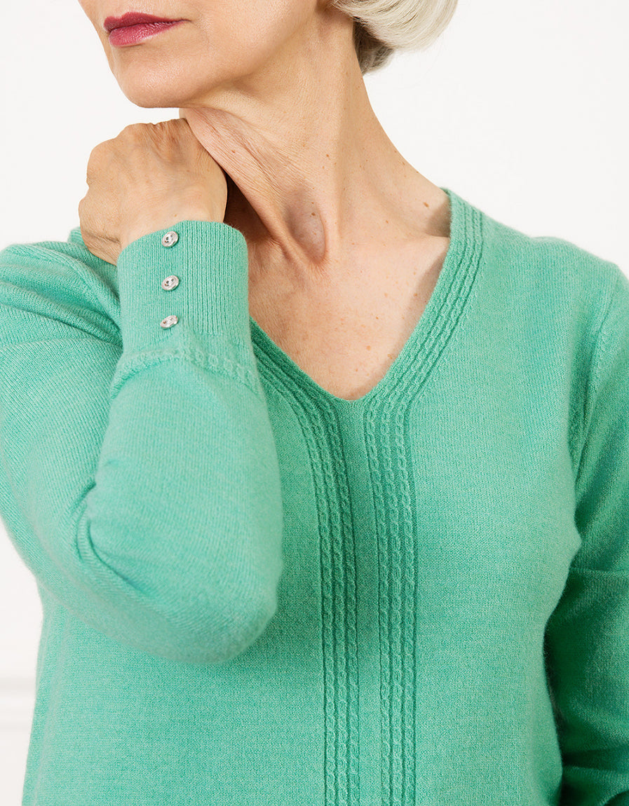 Pull col V laine vert - image 4