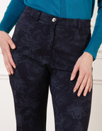 Pantalon slim motif bleu - image 4