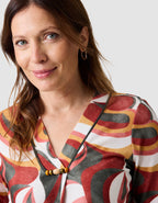 T-shirt chaud motif rouge - image 4